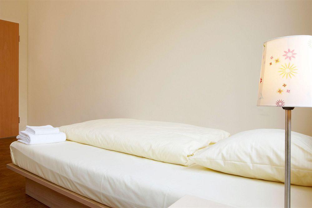 Smart Stay - Hostel Munich City Екстер'єр фото